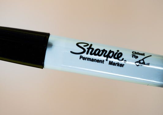 Sharpie chisel tip permanent marker, black — one marker