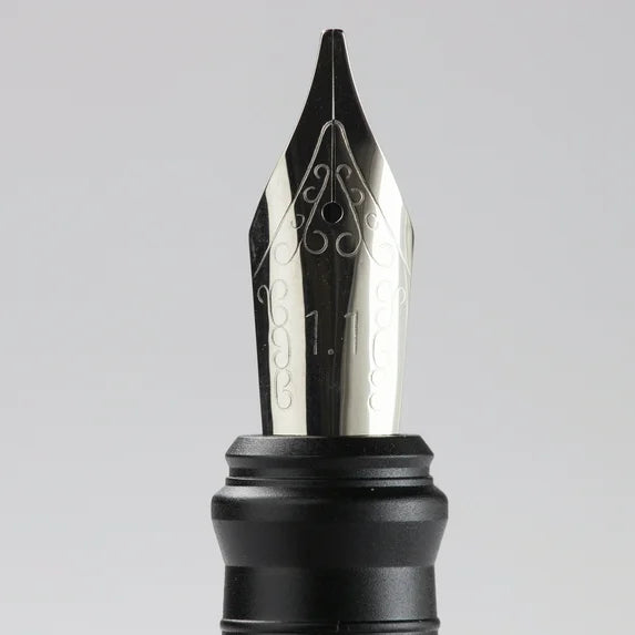 Speedball Art Products 2900 Calligraphy Fountain Pen 1.1mm